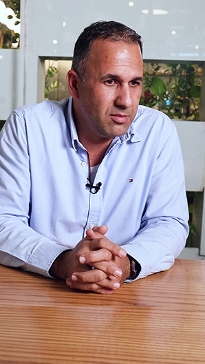 בני מאמא, מפקד טייסת מנהלה